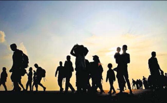 शरणार्थी: जड़ों से उखड़ते लोग
