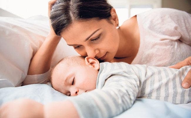 नयी मां को चिंता हो तो सतर्कता है जरूरी