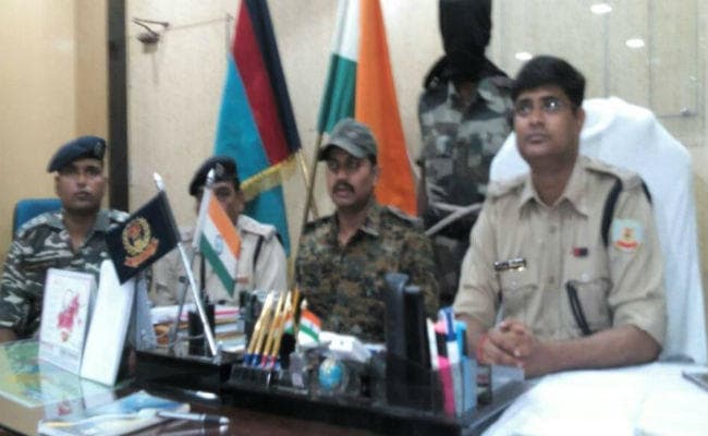 बड़कागांव : TPC उग्रवादी संगठन का एक सक्रिय सदस्य 95 हजार लेवी लेते गिरफ्तार