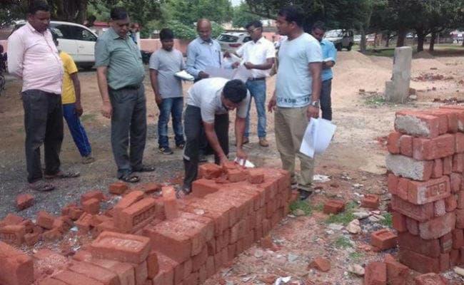 सोशल मीडिया पर भोर सिंह यादव को किसी ने कहा ''सिंघम'' तो किसी ने किया सैल्यूट