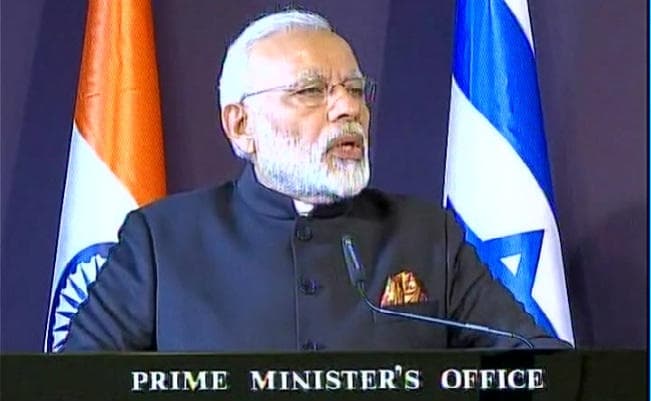 नरेंद्र मोदी व बेंजामिन नेतनयाहू के बीच द्विपक्षीय वार्ता, प्रधानमंत्री ने मोशे से भी की मुलाकात