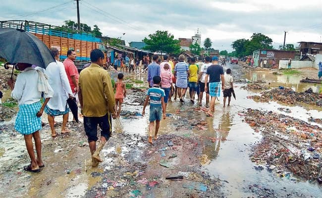 पिछले दस साल से बन रहा है एनएच 105