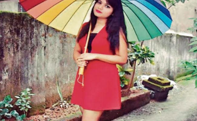 मॉनसून में अपनी त्वचा का ऐसे रखें खास ख्याल, बरसात में भी करें सनस्क्रीन का इस्तेमाल