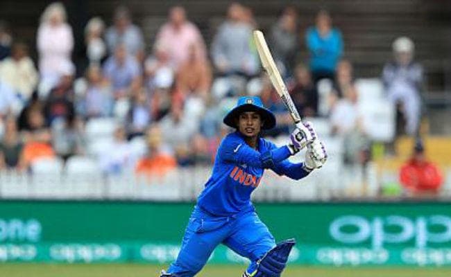 आस्ट्रेलिया ने टाॅस जीता, भारत को बल्लेबाजी का निमंत्रण दिया, INDW 85/1 (26.0 Ovs)