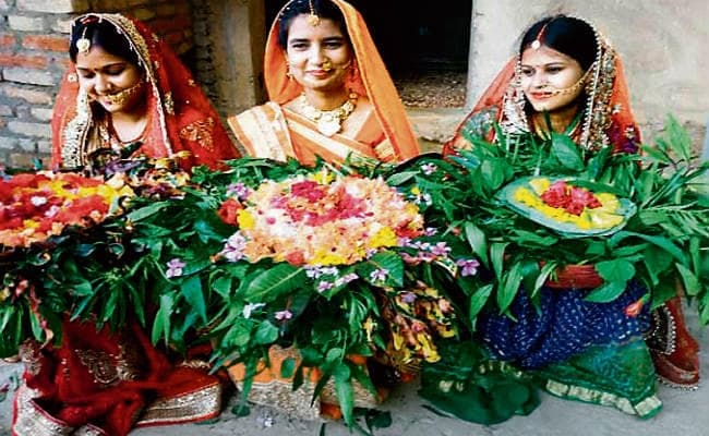 फूललोढ़ी के साथ मधुश्रावणी पर्व शुरू
