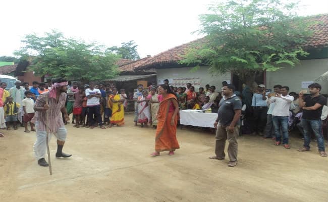 झारखंड सरकार आपके द्वार के तर्ज पर पंचायत आपके द्वार की अनोखी पहल, जमकर हो रही है तारीफ