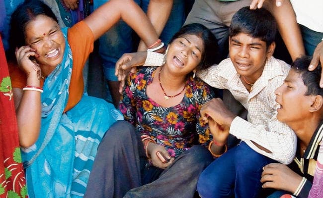 वैशाली में बस व ऑटो में टक्कर,छह यात्री हुए घायल, 11 की मौत