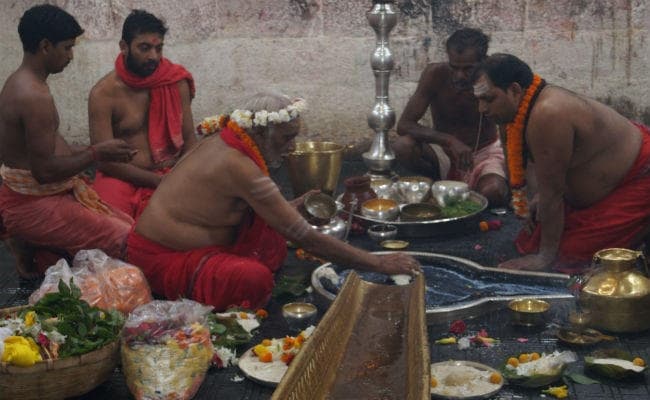 देवघर LIVE : बाबा वैद्यनाथ की महाआरती का लाइव वीडियो यहां देखें