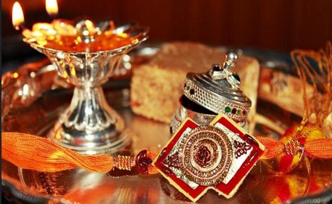 अबकी दो घंटे 52 मिनट ही रक्षाबंधन बांधने का शुभ मुहूर्त पर्व