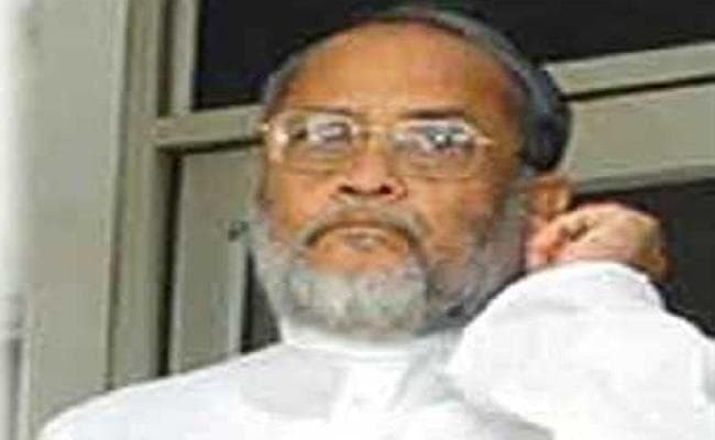 RJD नेता का बयान, लालू का एक बेटा फालतू, जो अच्छा था उसको सुशील मोदी ने फंसा दिया