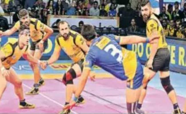 प्रो कबड्डी लीग का शानदार आगाज, सचिन की टीम हारी