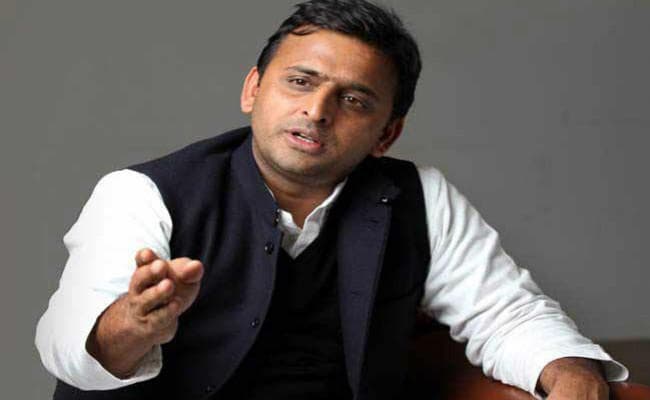 भोजन को भी जाति से जोड़कर भाजपा ने घटिया मानसिकता और संकीर्ण सोच का प्रदर्शन किया : अखिलेश