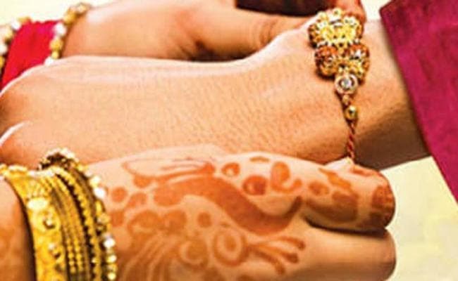 बाजार में नहीं चली चीन की दादागिरी, दुकानदारों के बहिष्कार से घटी चीन राखियों की बिक्री