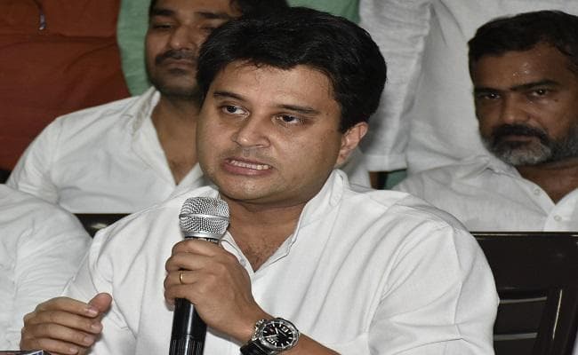 नीतीश का भाजपा के साथ गंठजोड़ ''अधर्म का गठबंधन'' : ज्योतिरादित्य सिंधिया