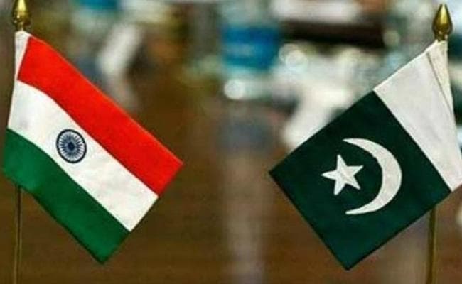 पांच साल में भारत छोड़ पाकिस्तान में बस गये 298 लोग, अकेले 2016 में 69 व्यक्तियों ने त्याग दिया देश पांच साल में भारत छोड़ पाकिस्तान में बस गये 298 लोग, अकेले 2016 में 69 व्यक्तियों ने त्याग दिया देश