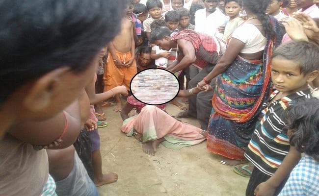 शर्मनाक : अवैध संबंध का आरोप लगाकर महिला को पीटा, फिर काटा बाल