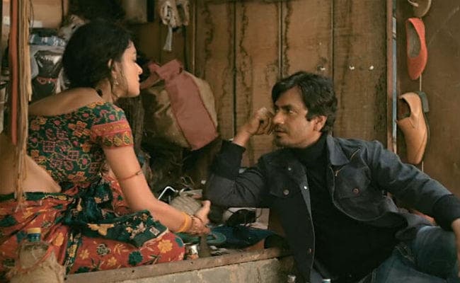 #FilmReview: फिल्म देखने से पहले जानें कैसी है नवाजुद्दीन सिद्धिकी की ''बाबूमोशाय बन्दूकबाज़''