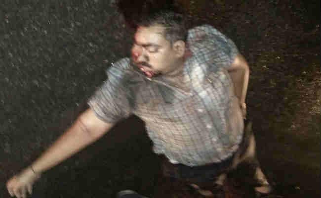 रामगढ़ : सड़क दुर्घटना में टीवीएस शोरूम के मालिक की मौत, सड़क जाम