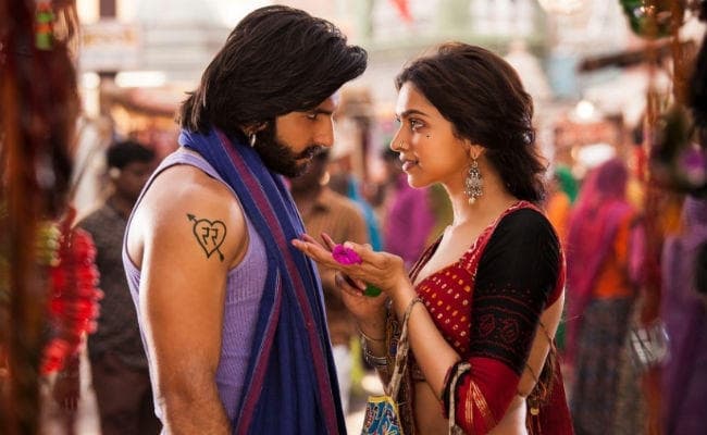 Oh No! रणवीर-दीपिका की ''पद्मावती'' अगले साल तक के लिए टली, जानें वजह ?