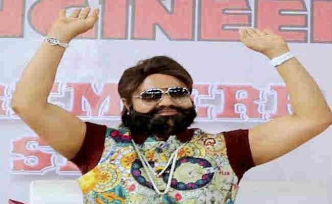 राम रहीम के साथ दिखी लड़की का ”पूरा सच” राम रहीम के साथ दिखी लड़की का ”पूरा सच”