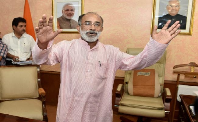 मोदी सरकार के नये मंत्री अल्फोंसन ने कहा केरल में लोग बीफ खाते रहेंगे, फूड इमरजेंसी नहीं लगी है