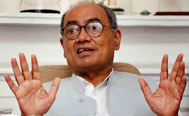 मोदी-शाह ने गुजरात मॉडल के नाम पर लोगों को ''पप्पू '' बनाया : दिग्विजय