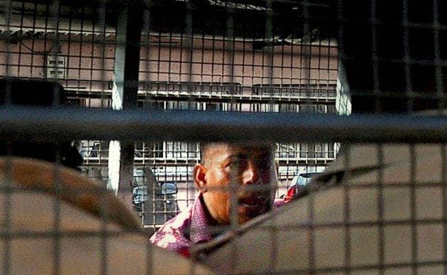 अबू सलेम को उम्रकैद : साइकिल का पंक्चर बनाते हुए ''सलिमवा'' कैसे बन गया अंडरवर्ल्ड डॉन?