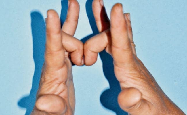ये है अस्थमा मुद्रा, दमा मरीजों के लिए लाभदायक