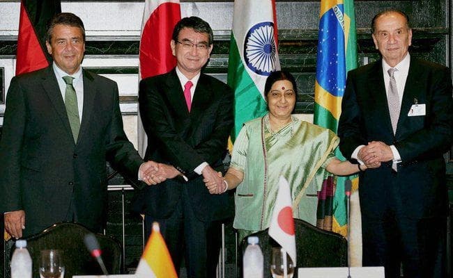 सुषमा स्वराज ने एसीसीओ से कहा-आतंकवाद को बढ़ावा देना ठीक नहीं