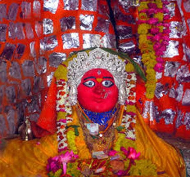 धार्मिक स्थल: मां दुर्गा के प्रसिद्ध मंदिर