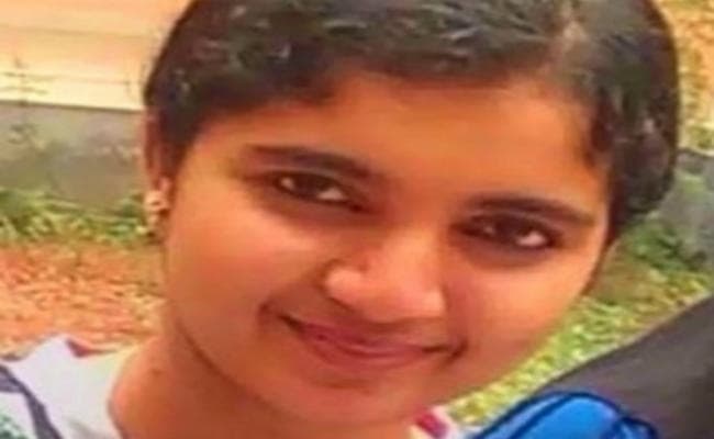 फिर हिंदू बनी आथिरा ने सुनाई धर्मांतरण की खाैफनाक दास्तां, सुनना पड़ता था जाकिर नाईक का भाषण