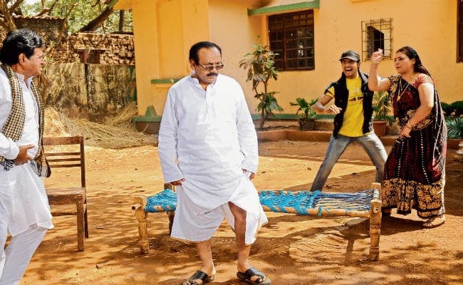 ये है BIHAR के एक ऐसे IAS, जिनका दूसरा प्यार है एक्टिंग