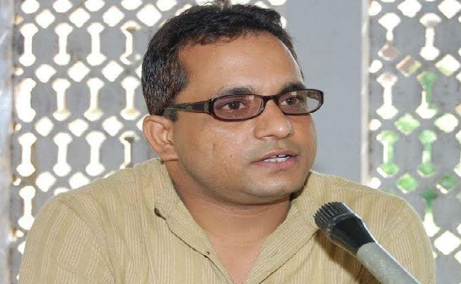 सामाजिक सरोकार से रूबरू करातीं अरुण देव की कविताएं