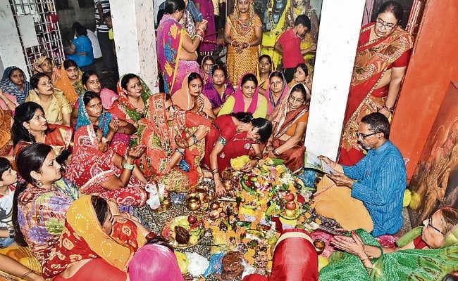 पुत्र की दीर्घायु के लिए किया जिउतिया व्रत, सोमवार को नहाय-खाय के साथ शुरू हुआ, बुधवार को पारण के साथ होगा संपन्न