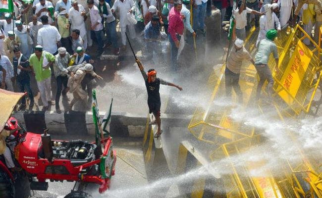 ‘किसान क्रांति यात्रा’: दिल्ली पहुंचकर किसानों ने खत्म किया मार्च, अपने गांव की ओर लौटे किसान