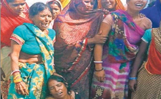 रोहतास : कुदाल से काट कर दो बच्चों और एक महिला की हत्या