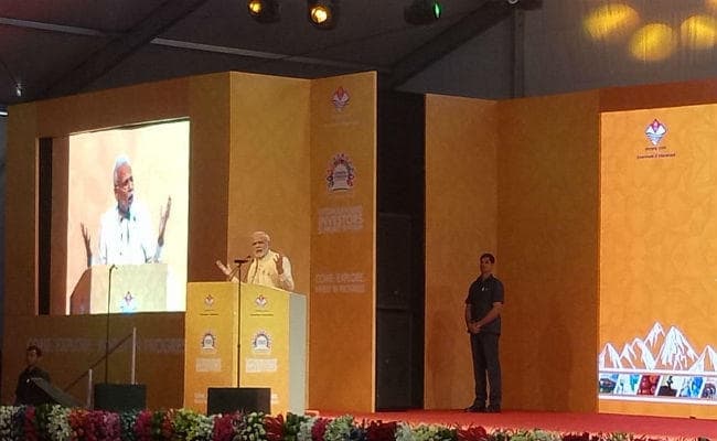 उत्तराखंड इन्वेस्टर समिट: बोले पीएम मोदी- सड़क और रेल लाइन के निर्माण में दोगुनी गति से हो रहा है काम