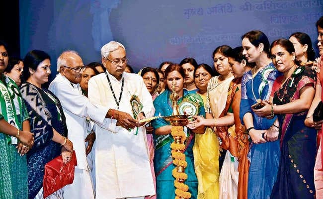 पटना : खुली मुस्कराहट से बोले नीतीश इस बार भी काम के बल जीतेंगे