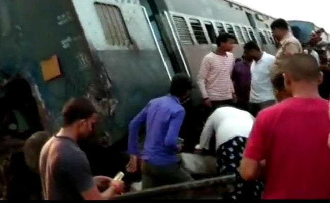 न्यू फरक्का ट्रेन हादसा : एक ही परिवार के तीन लोगों समेत बिहार के पांच लोगों की मौत, CM नीतीश ने जताया दुख