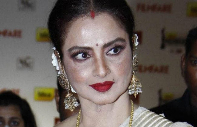 Happy Birthday Rekha: देखें अभिनेत्री रेखा की कुछ खास तस्वीरें