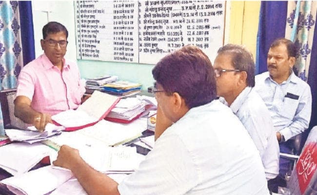 पटना : फर्जी रसीद पर कर रहे थे म्यूटेशन, कर्मचारी निलंबित