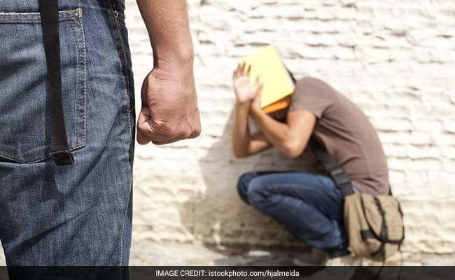 एमजीएम मेडिकल कॉलेज में रैगिंग का मामला, पीड़ित छात्र ने बताया दो सीनियरों ने मुर्गा बनाया, पीटा, गालियां दीं