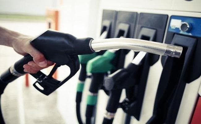 Petrol-Diesel की कीमतों ने आम आदमी की निकाली जान, सितंबर में Full Speed से बढ़ी थोक महंगाई