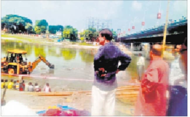 अभी से ही शुरू हो गयी विसर्जन की तैयारी, महानंदा घाट पर लगाये गये सीसीटीवी कैमरे