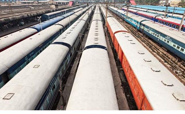 रेलकर्मियों को कार्यस्थल पर मिलेगा चिकित्सकीय लाभ