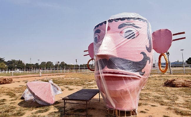 पटना : कल धू-धू कर जलेंगे 450 मीटर कपड़े में लिपटे रावण बंधु