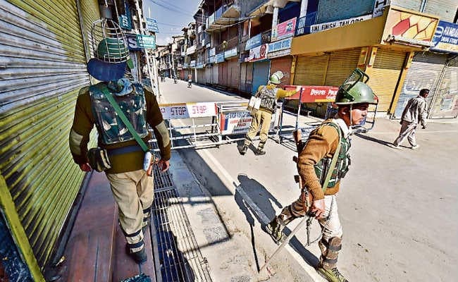 सीमा पार लश्कर-जैश के आतंकी मौजूद, POK में लॉन्चिंग पैड तैयार, भारत ने पाक को चेताया कहा, अपनी हरकतों से बाज आओ