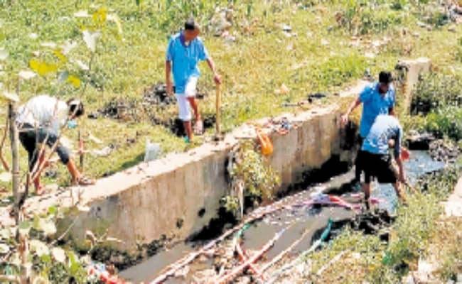 अवैध पानी व बिजली कनेक्शन के खिलाफ अभियान जारी, अभियान के दौरान पानी के 20 अवैध कनेक्शन काटे गये