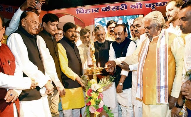 बिहार की बर्बादी के लिए राजद व कांग्रेस दोनों जिम्मेदार : सुशील मोदी