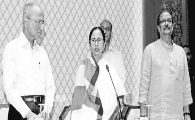 मुख्यमंत्री ने कन्वेंशन सेंटर ‘सौजन्य’ का किया उद्घाटन, कालीघाट के पास भी बनेगा स्काई वॉक